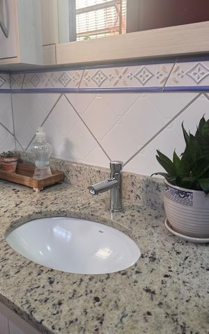 Casa à venda com 110m², 3 quartos e 3 vagas Casa à venda com 110m², 3 quartos e 3 vagasBanheiro 2