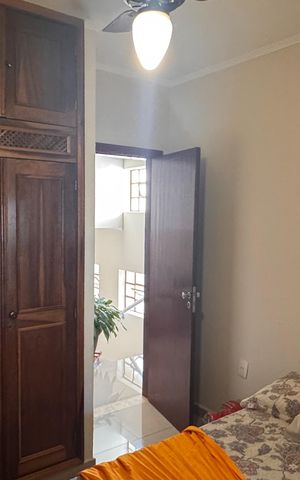 Casa à venda com 110m², 3 quartos e 3 vagas Casa à venda com 110m², 3 quartos e 3 vagasQuarto 1