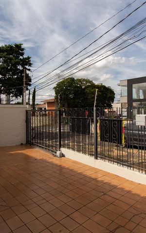 Casa para alugar com 191m², 4 quartos e 3 vagas Casa para alugar com 191m², 4 quartos e 3 vagasGaragem