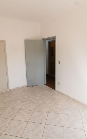 Casa para alugar com 191m², 4 quartos e 3 vagas Casa para alugar com 191m², 4 quartos e 3 vagasQuarto 2