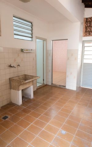 Casa para alugar com 191m², 4 quartos e 3 vagas Casa para alugar com 191m², 4 quartos e 3 vagasÁrea de Serviço