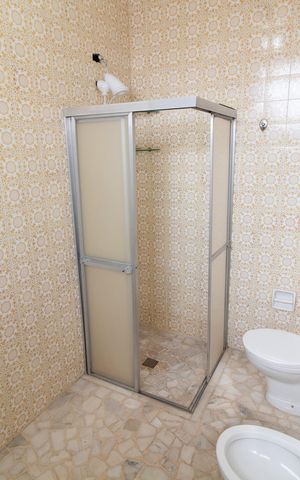 Casa para alugar com 191m², 4 quartos e 3 vagas Casa para alugar com 191m², 4 quartos e 3 vagasBanheiro da Suíte