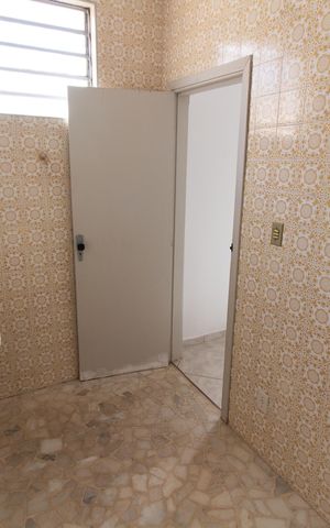 Casa para alugar com 191m², 4 quartos e 3 vagas Casa para alugar com 191m², 4 quartos e 3 vagasBanheiro da Suíte