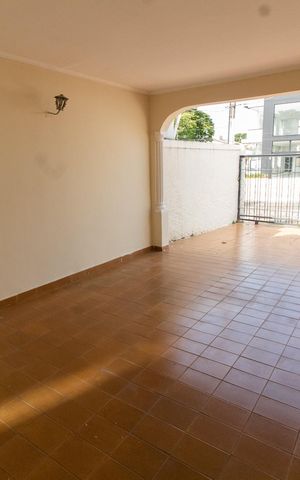 Casa para alugar com 191m², 4 quartos e 3 vagas Casa para alugar com 191m², 4 quartos e 3 vagasGaragem