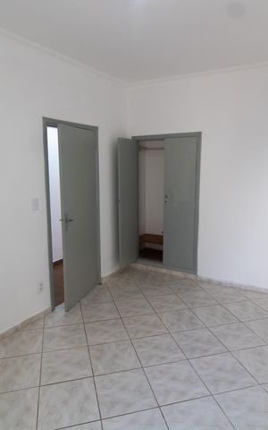 Casa para alugar com 191m², 4 quartos e 3 vagas Casa para alugar com 191m², 4 quartos e 3 vagasQuarto 1