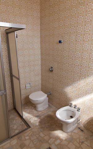Casa para alugar com 191m², 4 quartos e 3 vagas Casa para alugar com 191m², 4 quartos e 3 vagasBanheiro da Suíte