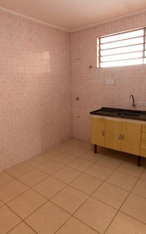 Casa para alugar com 191m², 4 quartos e 3 vagas Casa para alugar com 191m², 4 quartos e 3 vagasCozinha