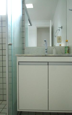 Apartamento para alugar com 197m², 4 quartos e 2 vagas Apartamento para alugar com 197m², 4 quartos e 2 vagasBanheiro Social