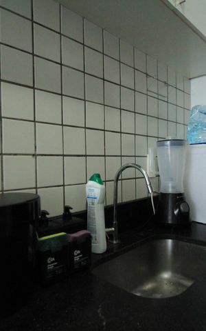 Apartamento para alugar com 197m², 4 quartos e 2 vagas Apartamento para alugar com 197m², 4 quartos e 2 vagasCozinha e Área de Serviço