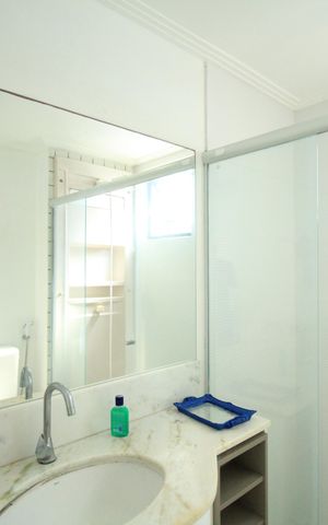 Apartamento para alugar com 197m², 4 quartos e 2 vagas Apartamento para alugar com 197m², 4 quartos e 2 vagasBanheiro da Suíte