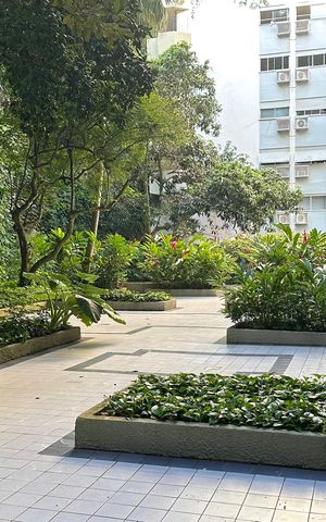 Apartamento à venda com 313m², 4 quartos e 4 vagasÁrea comum - Playground