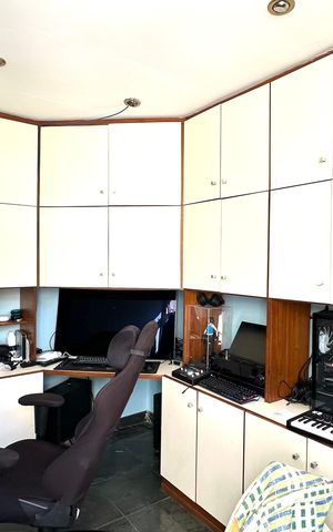 Apartamento à venda com 313m², 4 quartos e 4 vagasQuarto 02