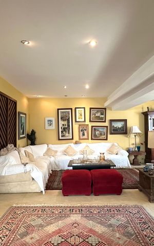 Apartamento à venda com 313m², 4 quartos e 4 vagasSala
