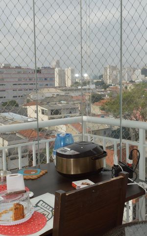 Apartamento para alugar com 50m², 2 quartos e 1 vagaVaranda