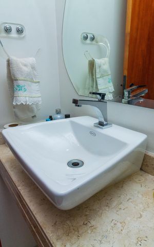 Apartamento à venda com 250m², 4 quartos e 4 vagas Apartamento à venda com 250m², 4 quartos e 4 vagasBanheiro 4