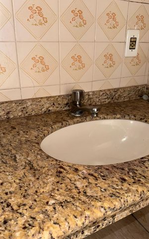 Apartamento à venda com 63m², 1 quarto e 1 vaga Apartamento à venda com 63m², 1 quarto e 1 vagaBanheiro