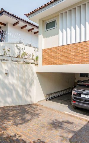 Casa à venda com 499m², 5 quartos e 4 vagas