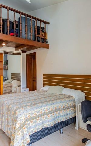 Casa à venda com 499m², 5 quartos e 4 vagas Casa à venda com 499m², 5 quartos e 4 vagasQuarto 3