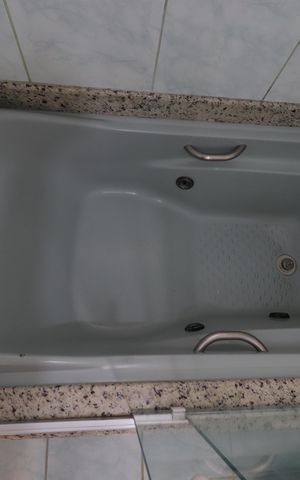 Casa à venda com 340m², 5 quartos e 5 vagasBanheiro da Suíte