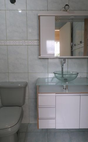 Casa à venda com 340m², 5 quartos e 5 vagasBanheiro da Suíte