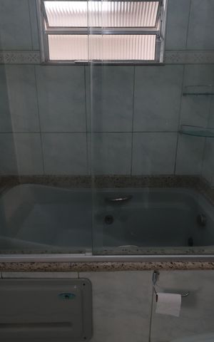 Casa à venda com 340m², 5 quartos e 5 vagasBanheiro da Suíte