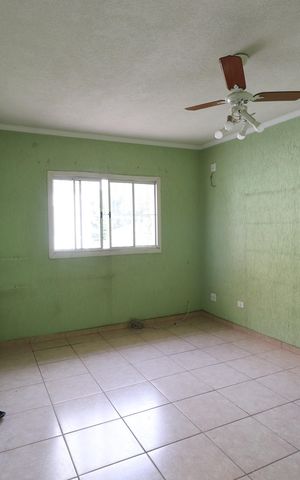 Casa à venda com 340m², 5 quartos e 5 vagasEscritório