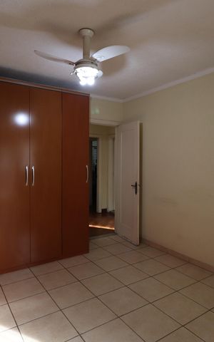 Casa à venda com 340m², 5 quartos e 5 vagasSuíte