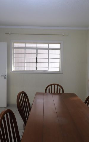 Casa à venda com 340m², 5 quartos e 5 vagasSala de Jantar