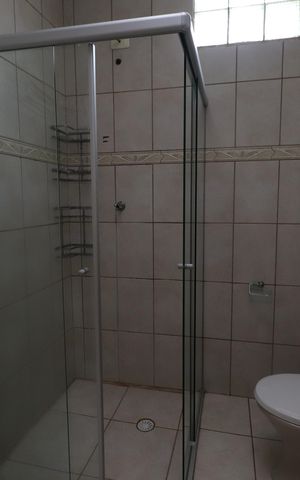 Casa à venda com 340m², 5 quartos e 5 vagasBanheiro Social