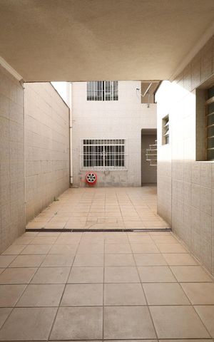 Casa à venda com 340m², 5 quartos e 5 vagasGaragem