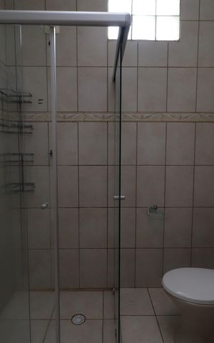 Casa à venda com 340m², 5 quartos e 5 vagasBanheiro Social