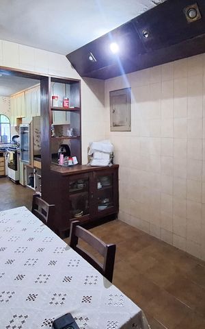 Casa à venda com 500m², 7 quartos e 10 vagas Casa à venda com 500m², 7 quartos e 10 vagasCopa
