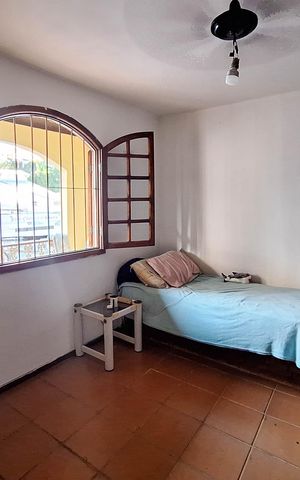Casa à venda com 500m², 7 quartos e 10 vagas Casa à venda com 500m², 7 quartos e 10 vagasQuarto 1