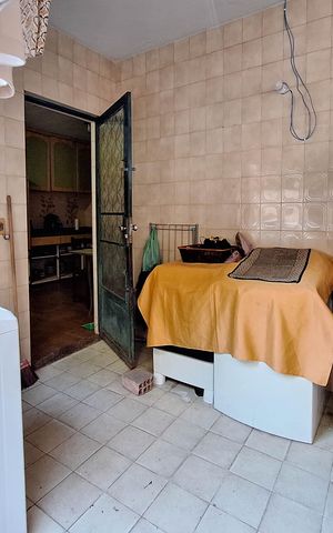 Casa à venda com 500m², 7 quartos e 10 vagas Casa à venda com 500m², 7 quartos e 10 vagasÁrea de Serviço