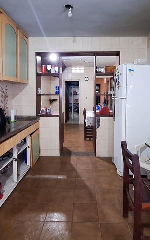 Casa à venda com 500m², 7 quartos e 10 vagas Casa à venda com 500m², 7 quartos e 10 vagasCozinha