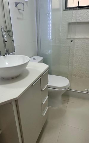 Apartamento para alugar com 109m², 3 quartos e 3 vagas Apartamento para alugar com 109m², 3 quartos e 3 vagasBanheiro da Suíte