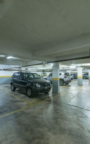 Apartamento para alugar com 190m², 3 quartos e 2 vagas Apartamento para alugar com 190m², 3 quartos e 2 vagasGaragem