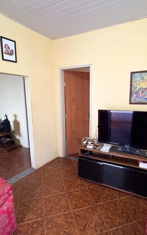 Casa à venda com 400m², 3 quartos e 5 vagas Casa à venda com 400m², 3 quartos e 5 vagasSala