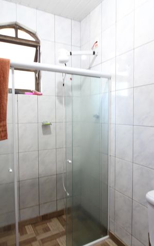 Casa à venda com 300m², 5 quartos e 5 vagasCasa 1 - Banheiro Social
