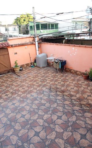 Casa à venda com 300m², 5 quartos e 5 vagasCasa 1 - Garagem