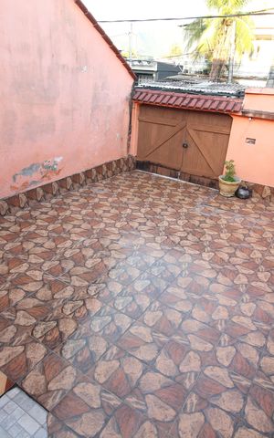 Casa à venda com 300m², 5 quartos e 5 vagasCasa 1 - Garagem