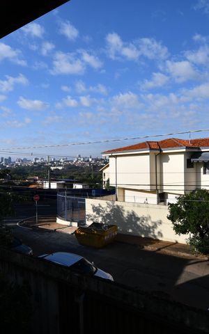 Casa à venda com 300m², 4 quartos e 6 vagasSuíte 2 - Vista