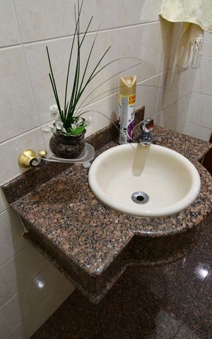 Casa à venda com 300m², 4 quartos e 6 vagasLavabo
