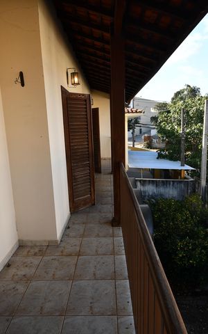 Casa à venda com 300m², 4 quartos e 6 vagasSuíte 2 - Sacada