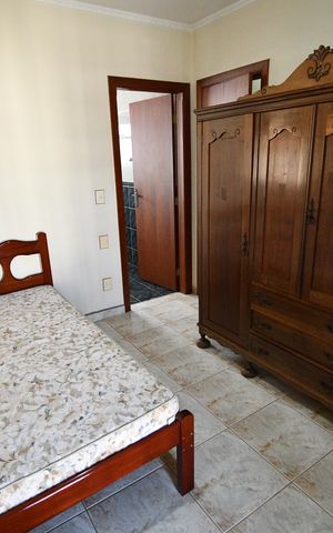 Casa à venda com 300m², 4 quartos e 6 vagasSuíte 2