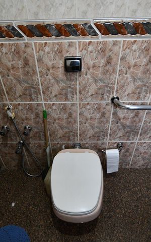 Casa à venda com 300m², 4 quartos e 6 vagasBanheiro Social