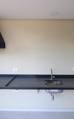 Apartamento à venda com 75m², 2 quartos e 1 vagaVaranda