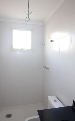 Apartamento à venda com 75m², 2 quartos e 1 vagaBanheiro da Suíte