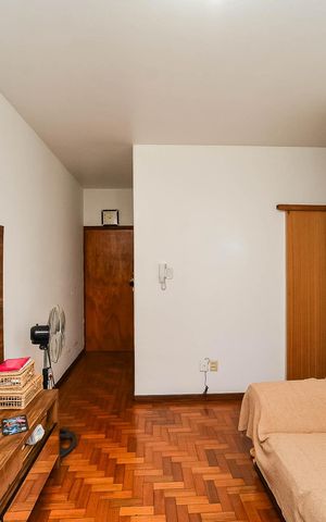 Apartamento à venda com 70m², 2 quartos e 1 vaga Apartamento à venda com 70m², 2 quartos e 1 vagaSala