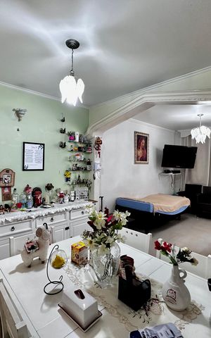 Casa à venda com 200m², 3 quartos e 1 vagaSala